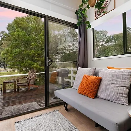 Yellow Rock Views By Tiny Away Broke Exterior photo