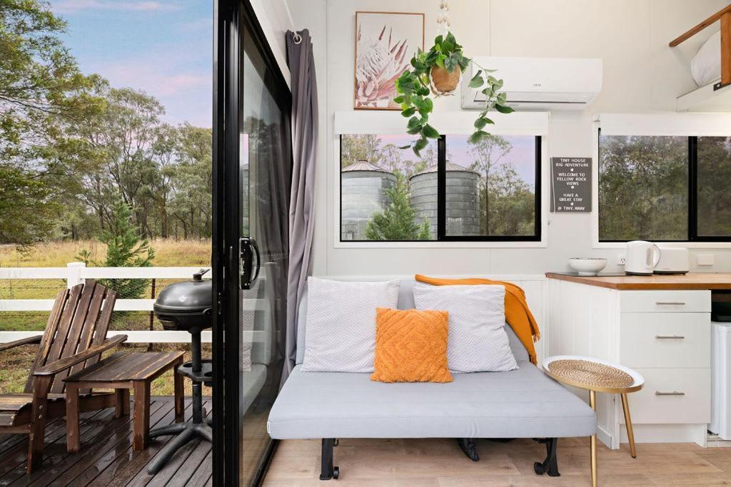 Yellow Rock Views By Tiny Away Holiday home