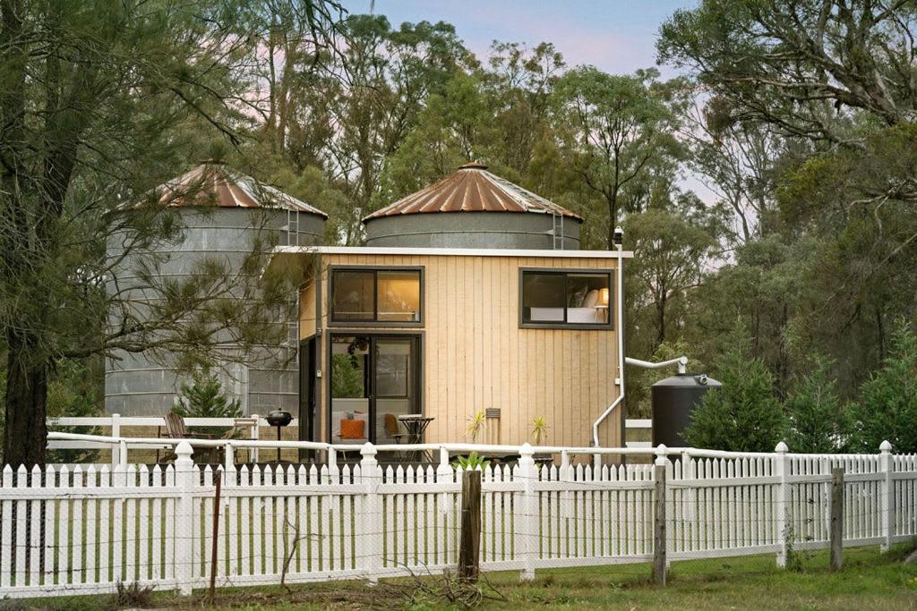 Yellow Rock Views By Tiny Away Holiday home *